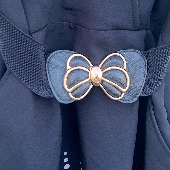 Studio I Black, White and Yellow Dress with Dots, Belt and pockets Size 14 - Picture 3 of 9